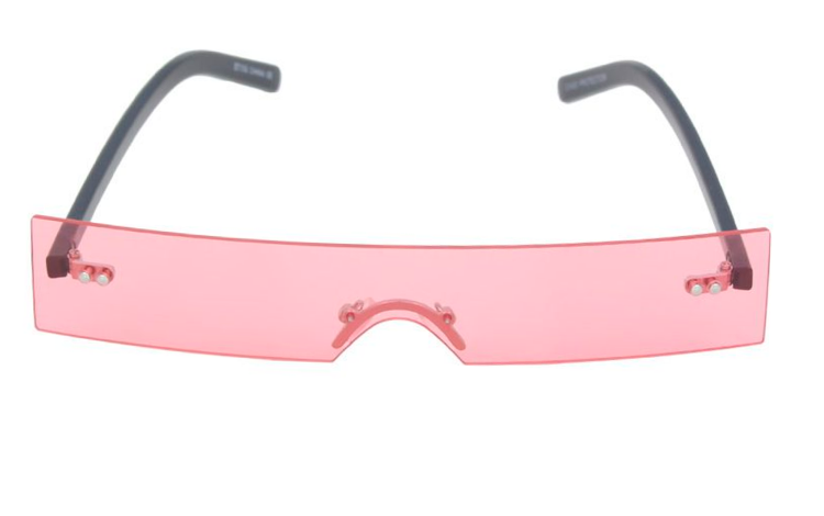 FrÃ¦k lyserÃ¸d solbrille i aflangt firkantet design