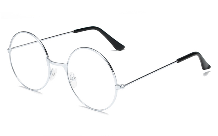 SÃ¸lvfarvet metal brille med klart glas uden styrke