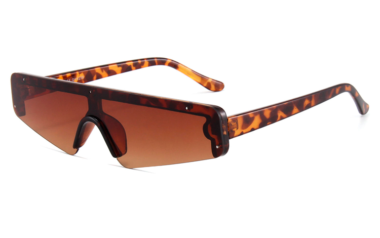 FrÃ¦k smal solbrille i kantet aflangt design