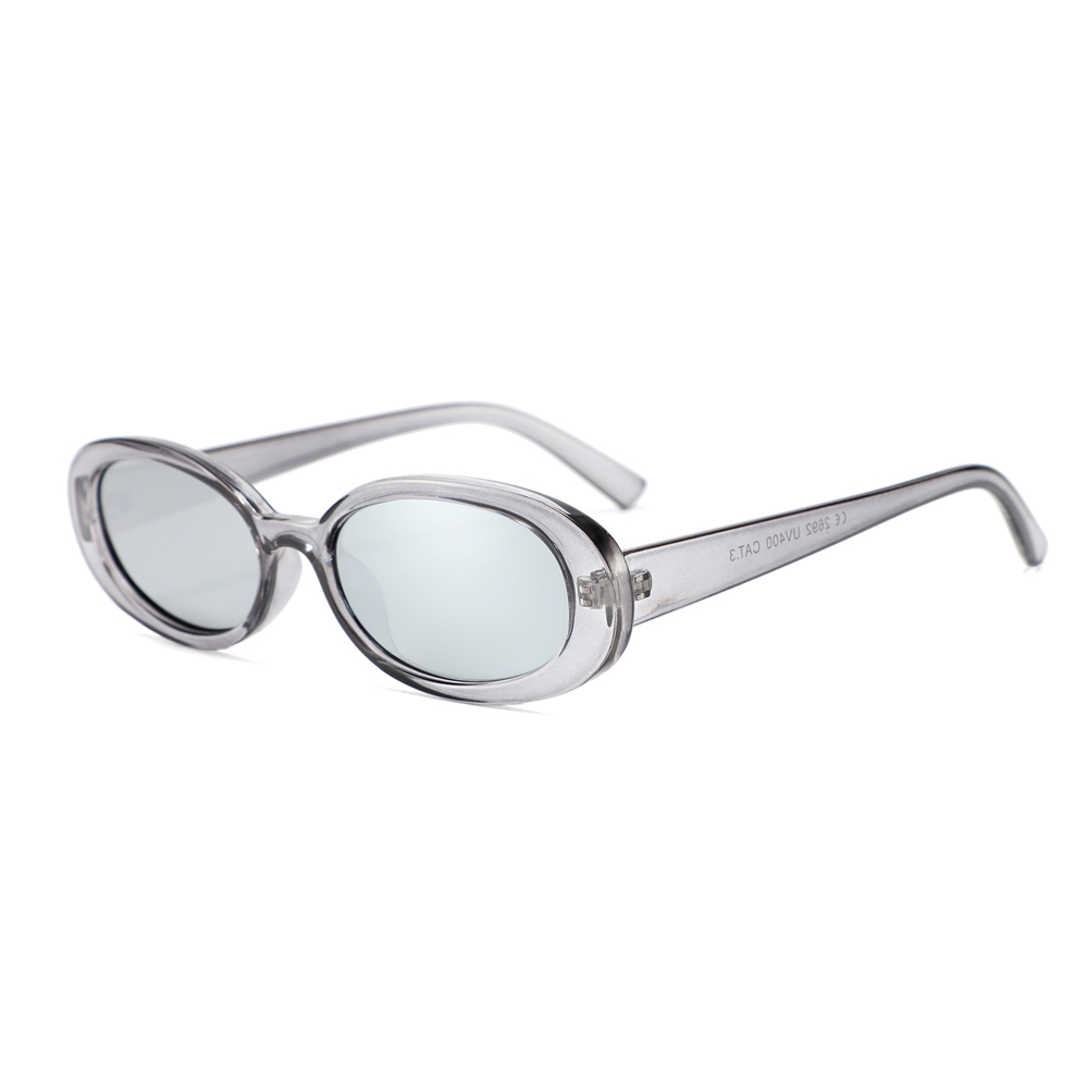 Smuk oval solbrille i transparent grÃ¥ med spejlglas
