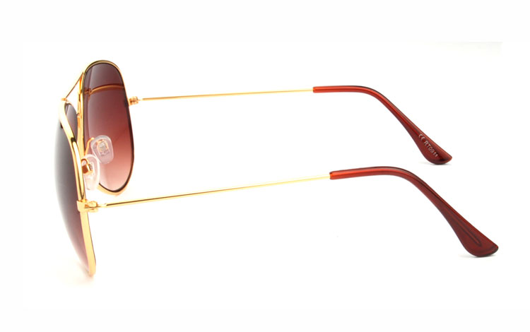Pilotsolbrille i guldfarvet stel - accessories.dk - billede 3