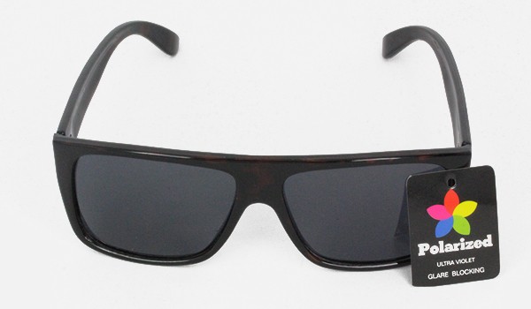Mørk brun polaroid solbrille