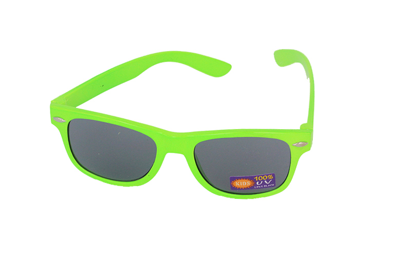 BÃ˜RNE solbrille i neongrÃ¸n