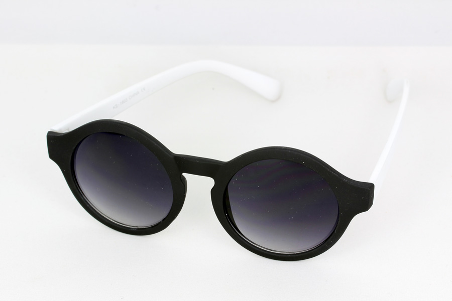 Sort og hvid mat rund solbrille