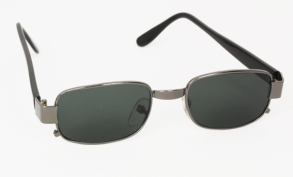 Metal solbrille i enkelt design