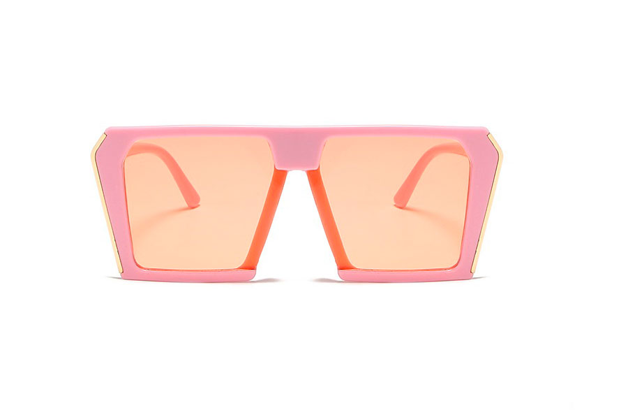 Stor lyserÃ¸d solbrille i mat kantet design med fede guld detaljer - accessories.dk - billede 2