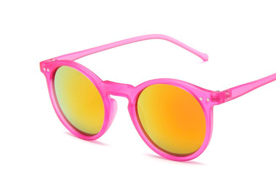 Lilla-lyserÃ¸d solbrille i mat halv-transparent stel