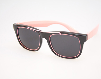 Sort wayfarer agtig solbrille med lyserÃ¸d metal bÃ¸jle