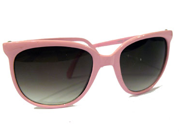 FrÃ¦k lyserÃ¸d solbrille i enkelt design.