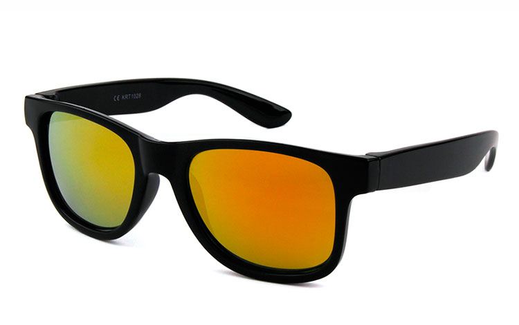 Sort BØRNE wayfarer solbrille. UV400