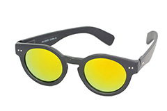 Sort kraftig solbrille med gulligt spejlglas - Design nr. 1129
