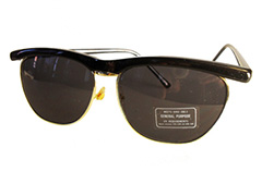 Sort solbrille i clubmaster look. - Design nr. 320